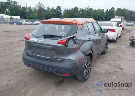 2019 Nissan Kicks Sv z USA, uszkodzony, nr VIN 3N1CP5CU8KL544453